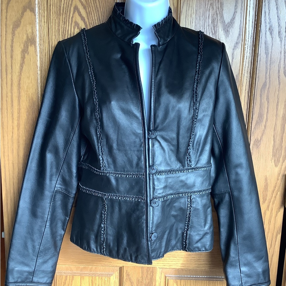 - Bernardo genuine Leather Jacket sz S  Black